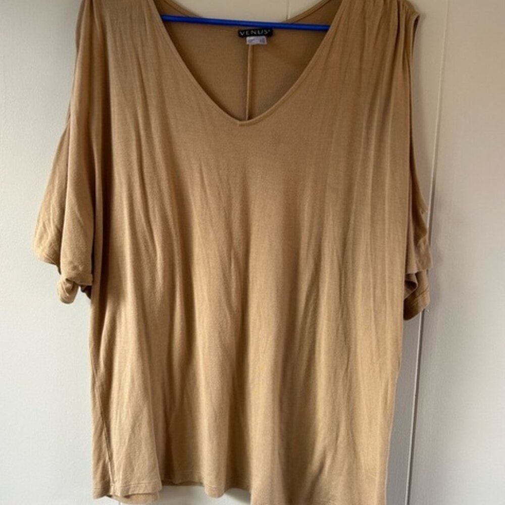 Venus Cold Shoulder Top